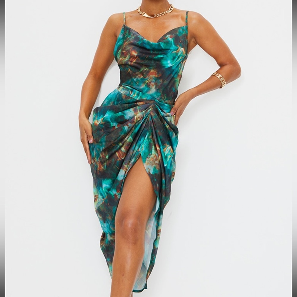 PrettyLittleThing green satin dress! Stunning dress but too small for me